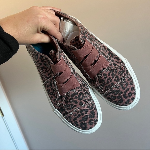 Blowfish | Cheetah Print Slip On Canvas Shoes - Picture 1 of 5
